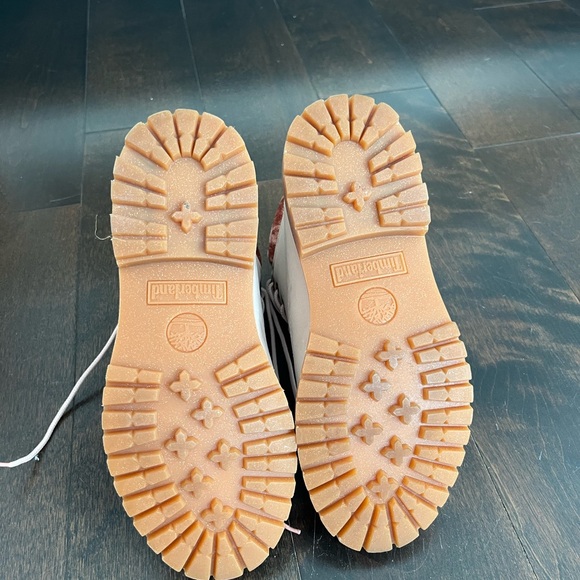 Pink Timberland Boots - Picture 5 of 6